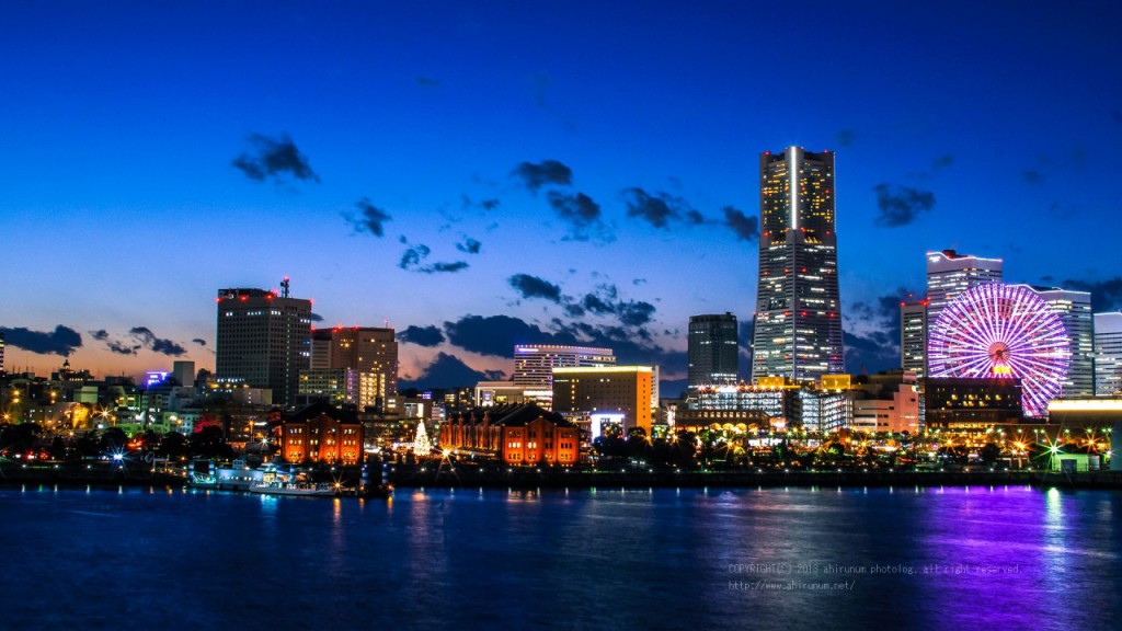 横浜みなとみらいの夜景