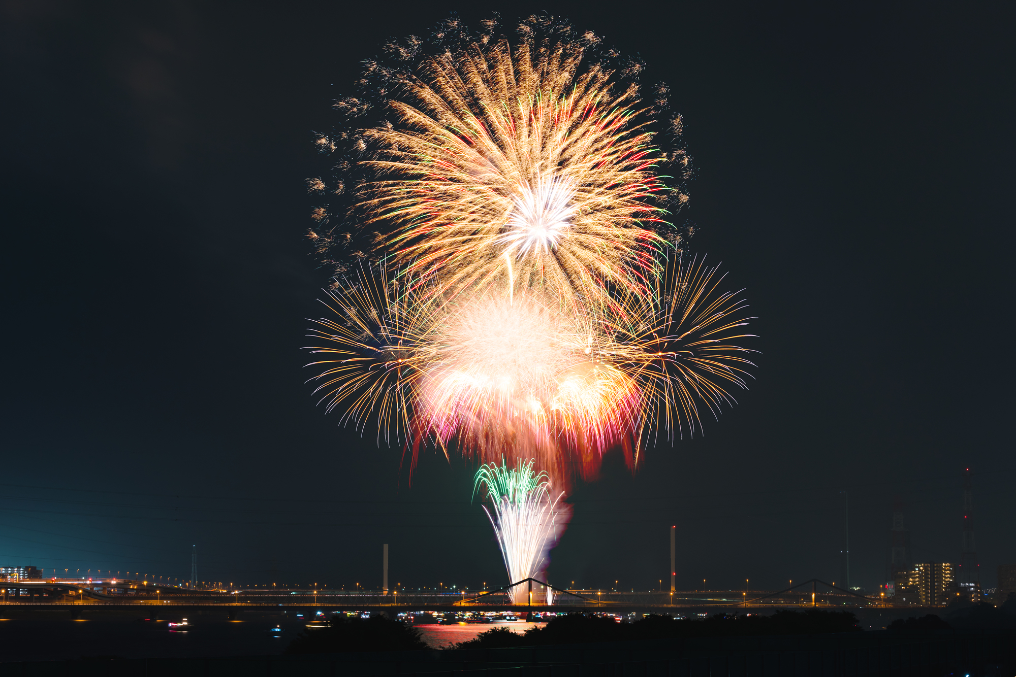 大きく迫力のある打ち上げ花火