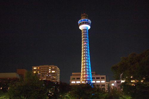 横浜のタワー