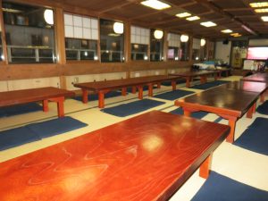 納涼船を利用するなら 貸切が断然おすすめ クルージングナビ クルージングなら東京湾アニバーサリークルーズ