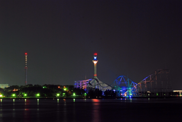 遊園地の夜景