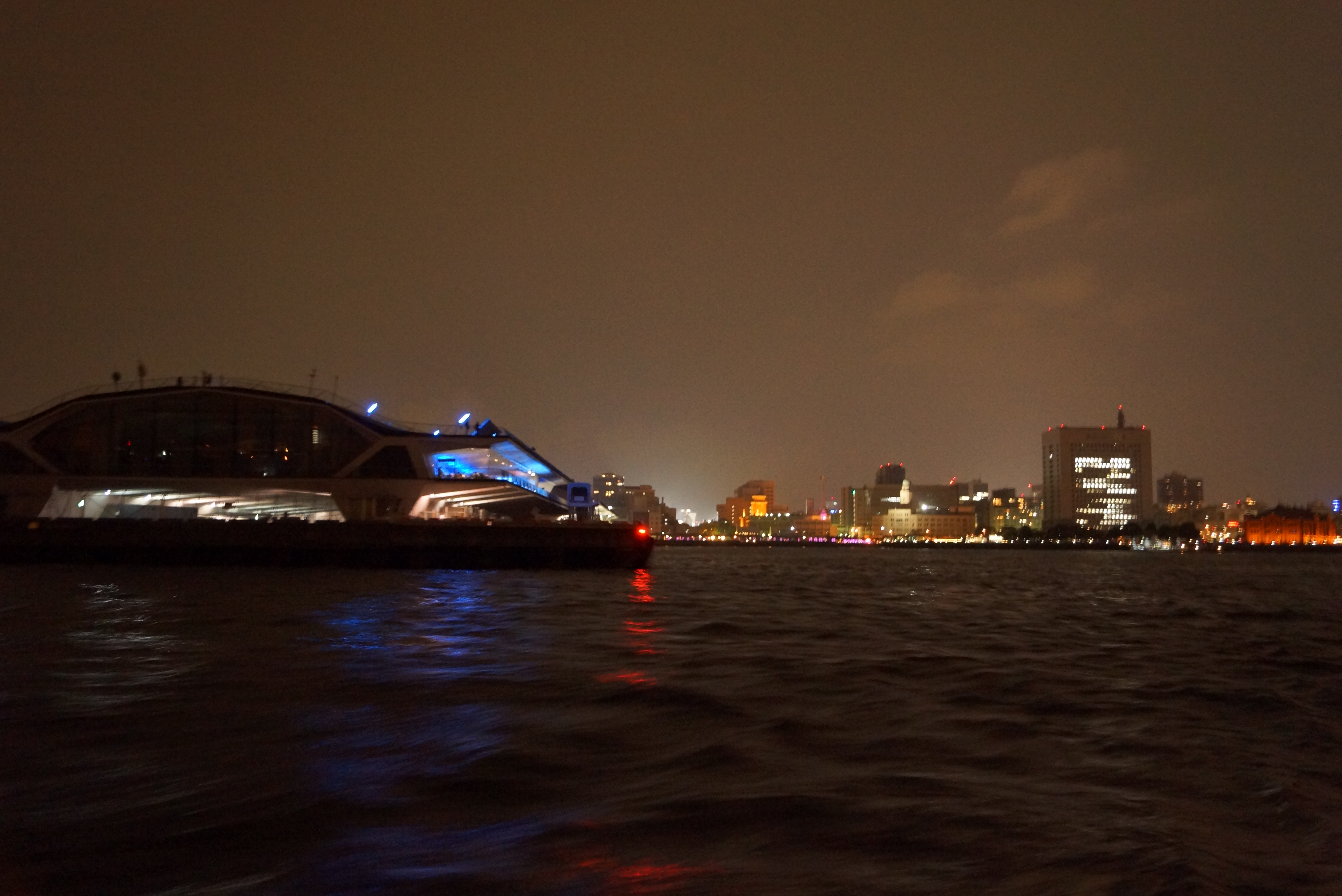 クルーザーからの夜景