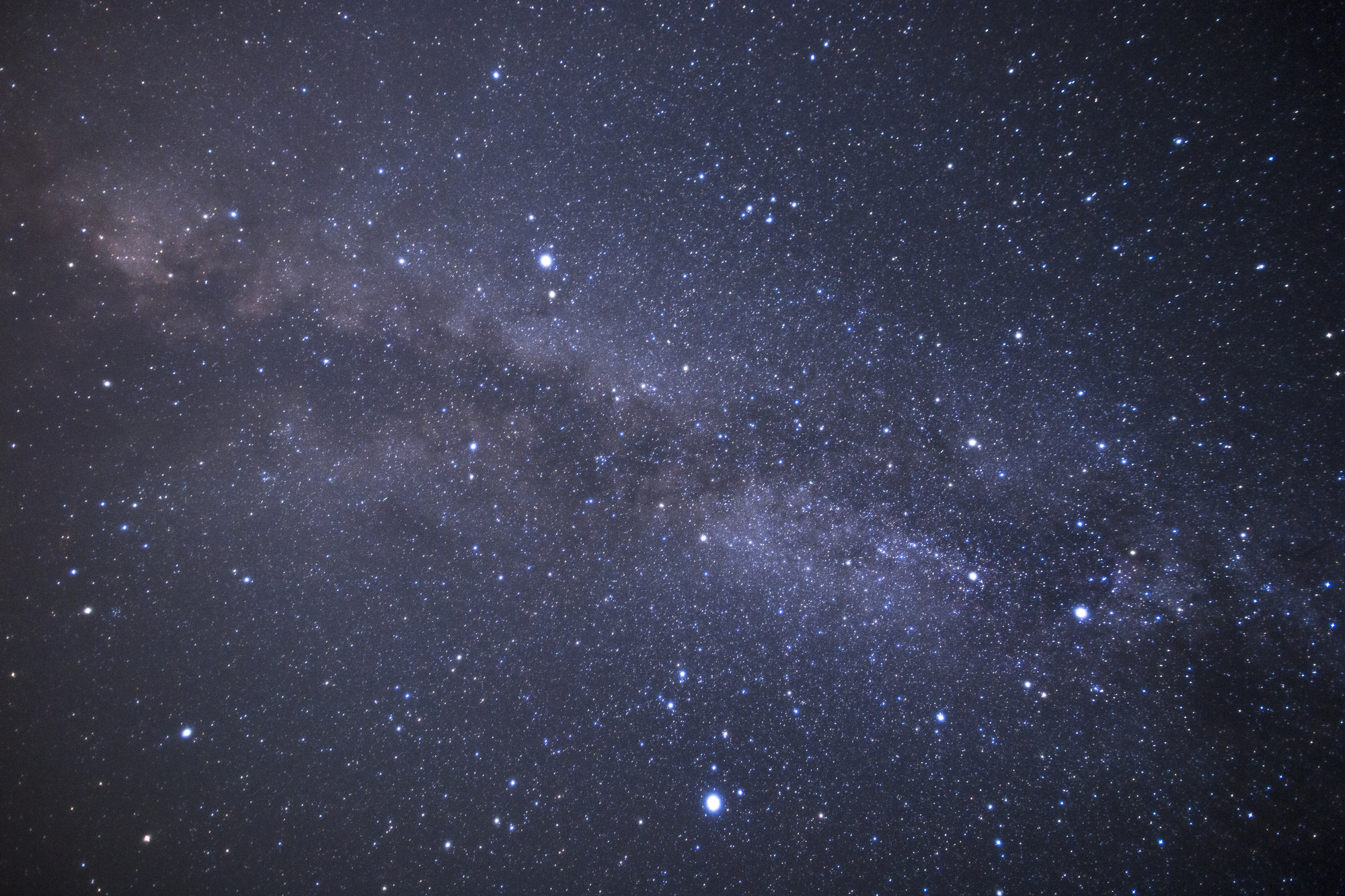 夜空に瞬く星の数々