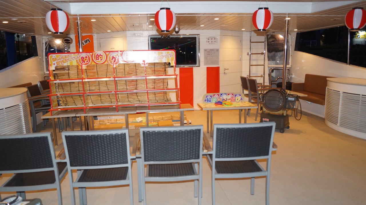 忘年会を盛り上げよう 大人数でも楽しめるくじ引き大会 クルージングナビ クルージングなら東京湾アニバーサリークルーズ