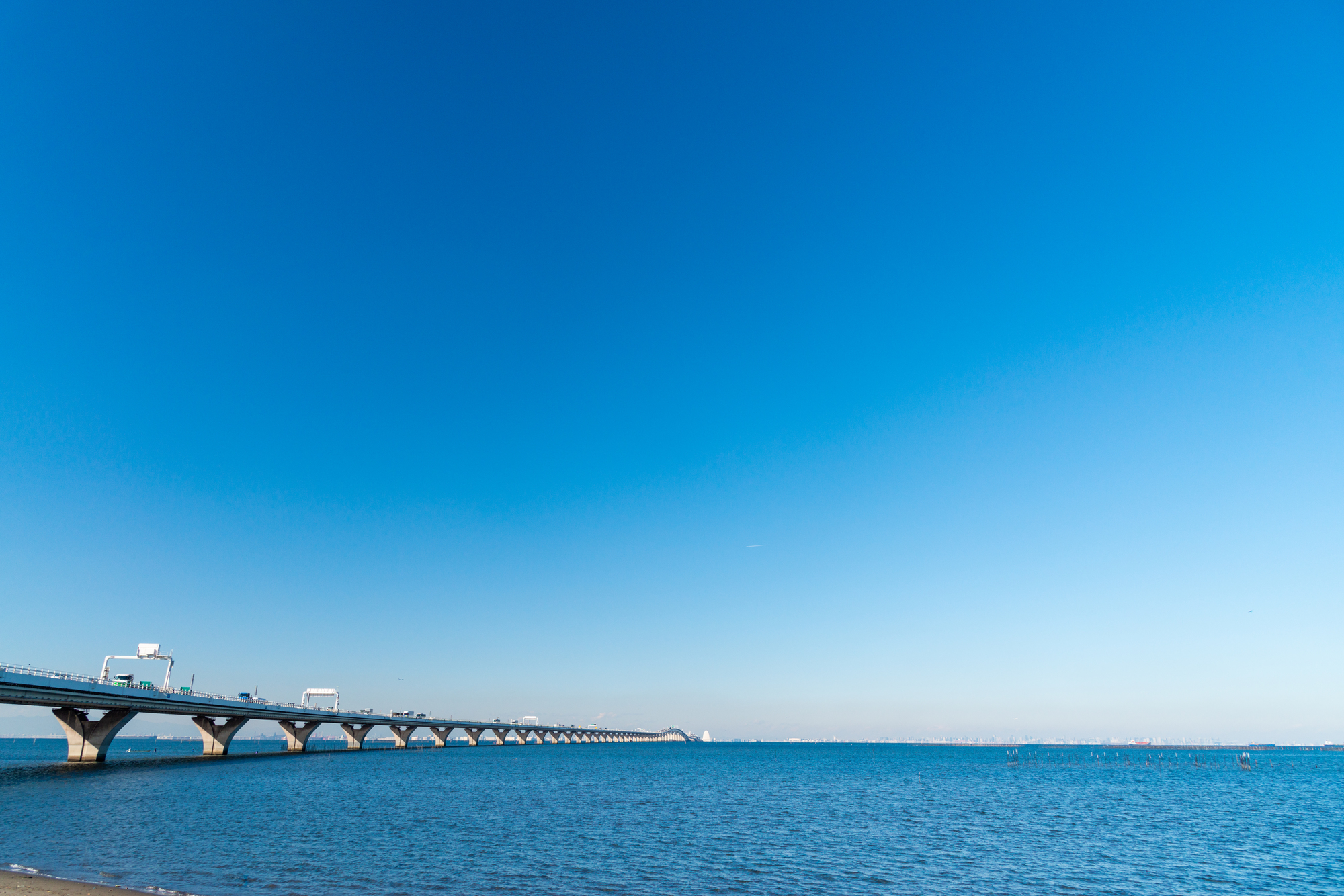 青い空と広い海