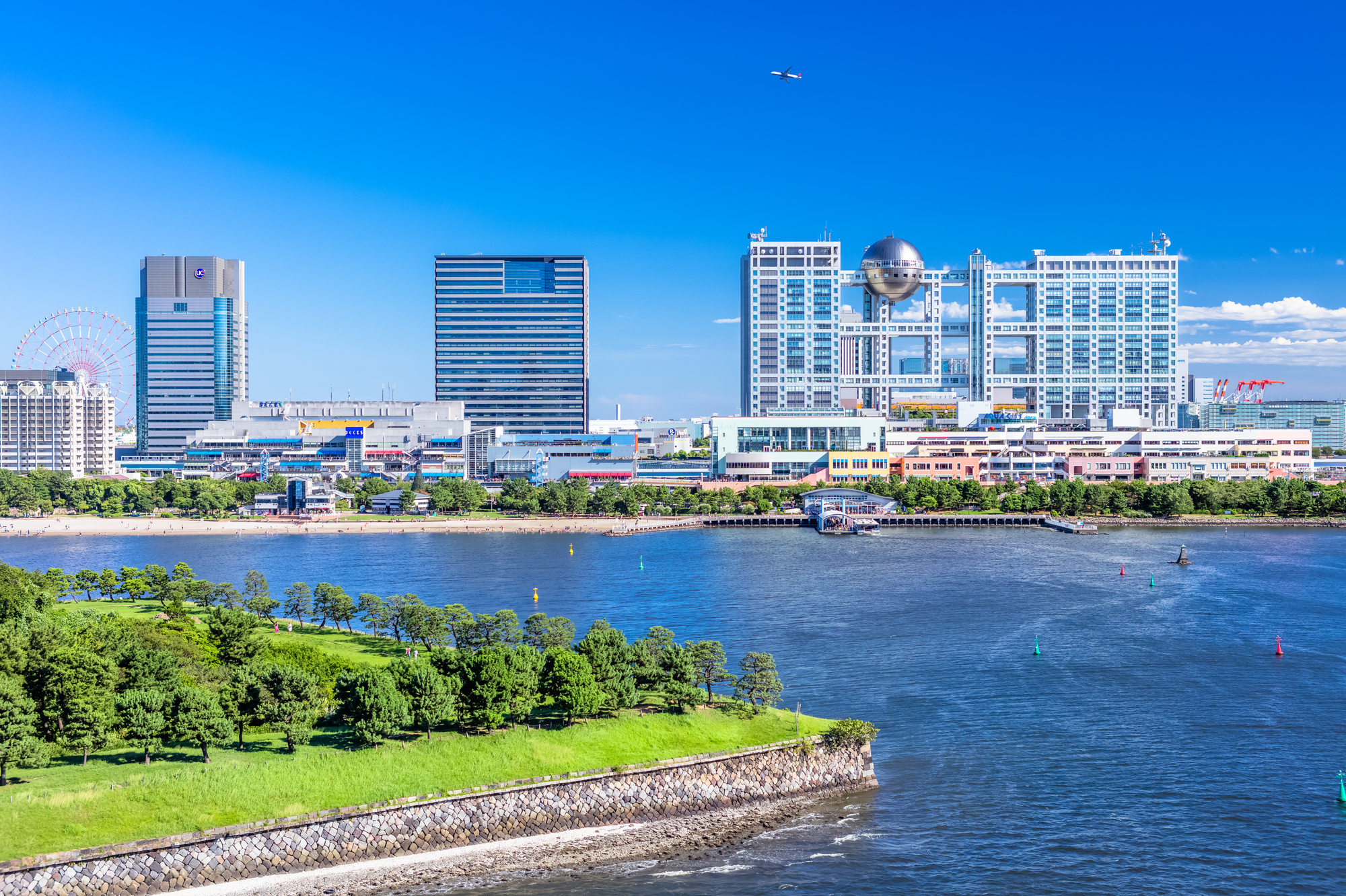 東京お台場の昼間の風景