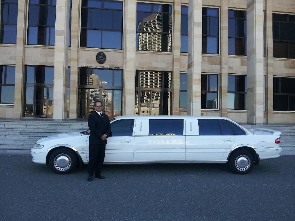 リムジンと運転手