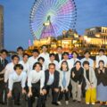 デッキで記念写真