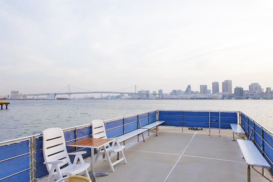 アルカディアの屋外デッキ