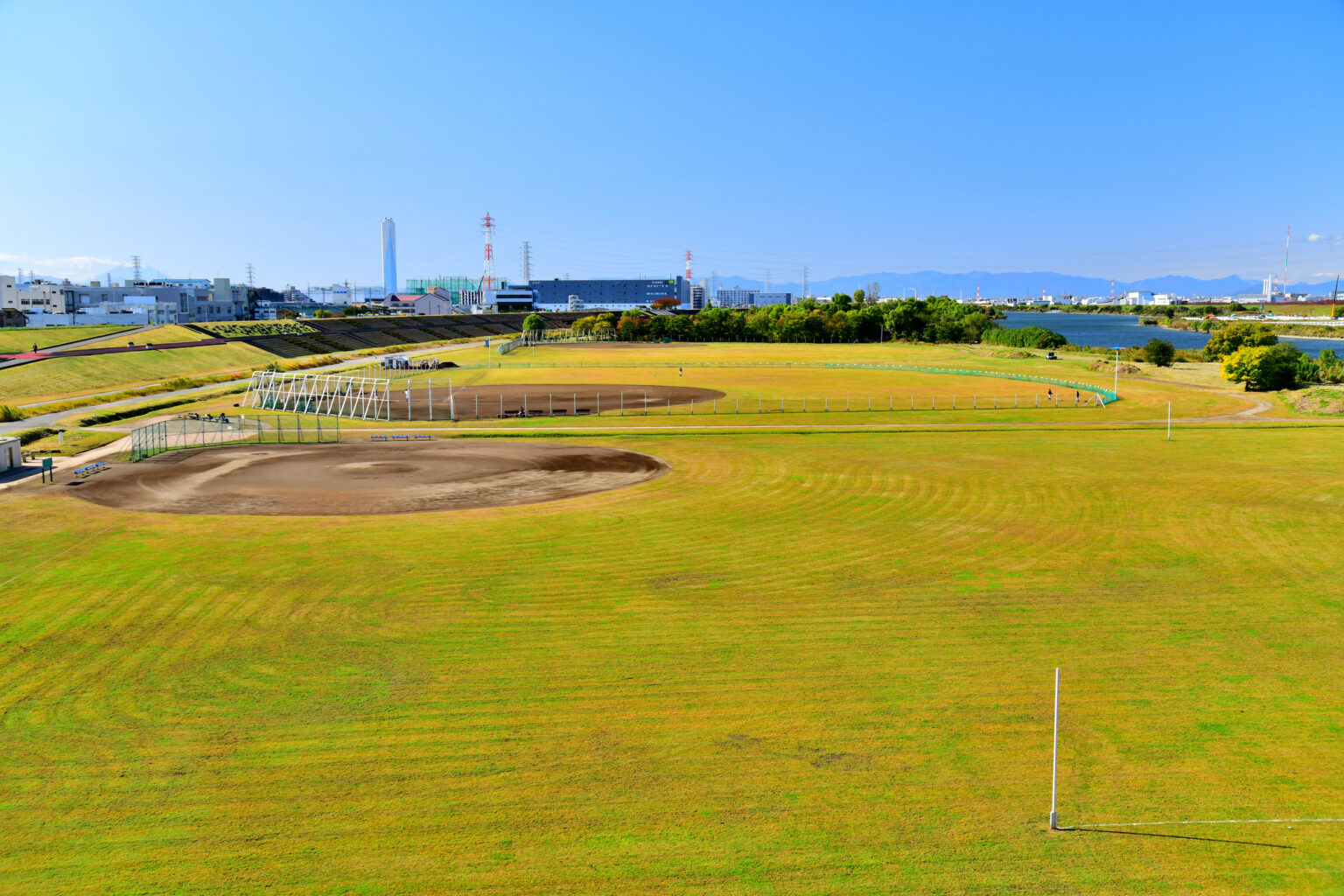 荒川戸田橋緑地