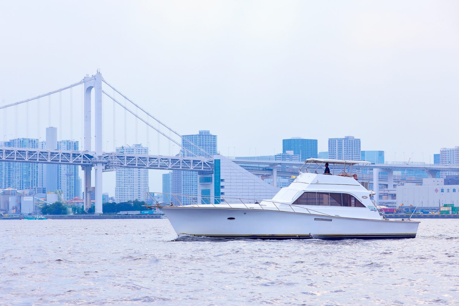 オリエンタルパール外観