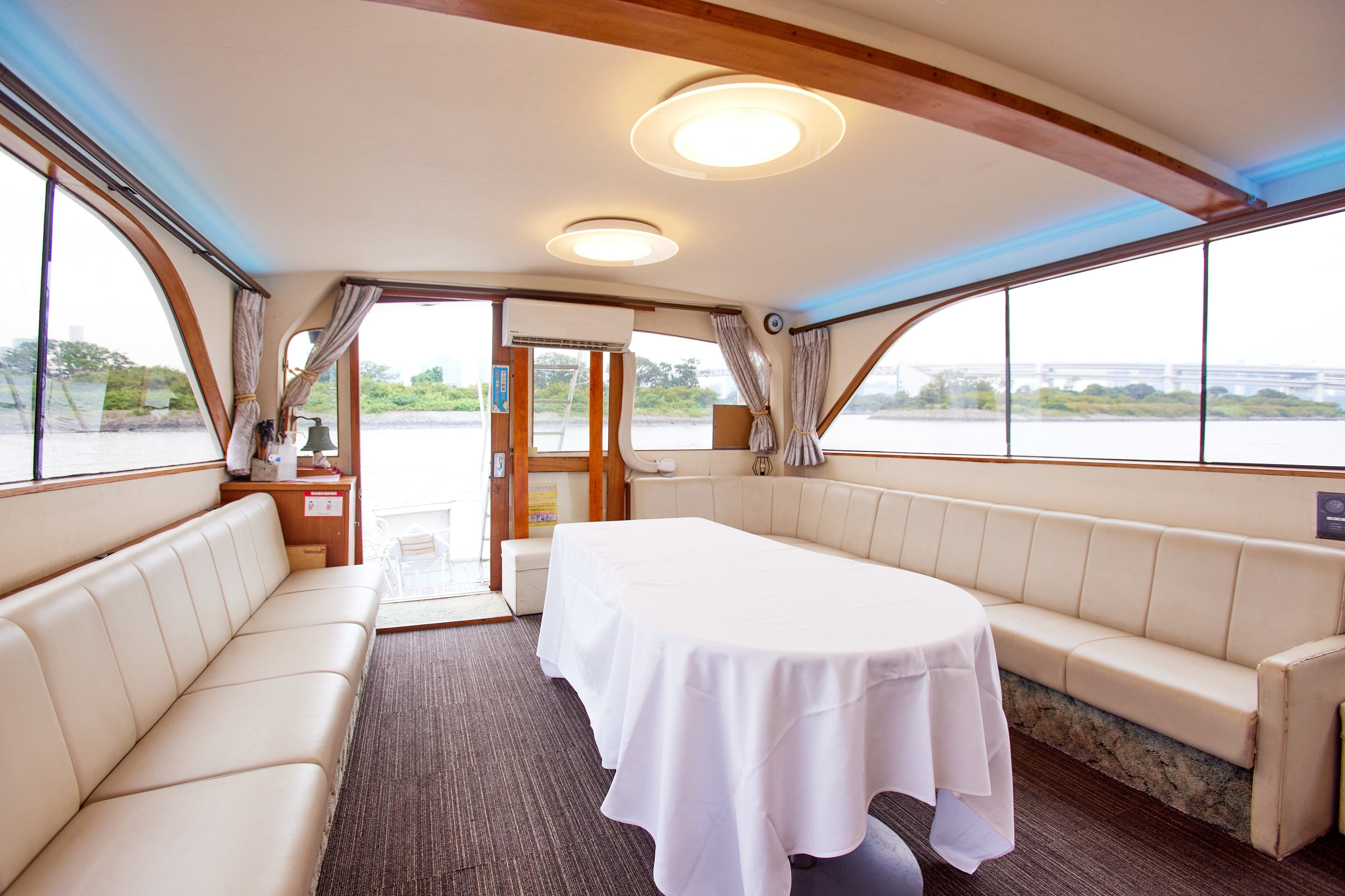 オリエンタルパールの内装