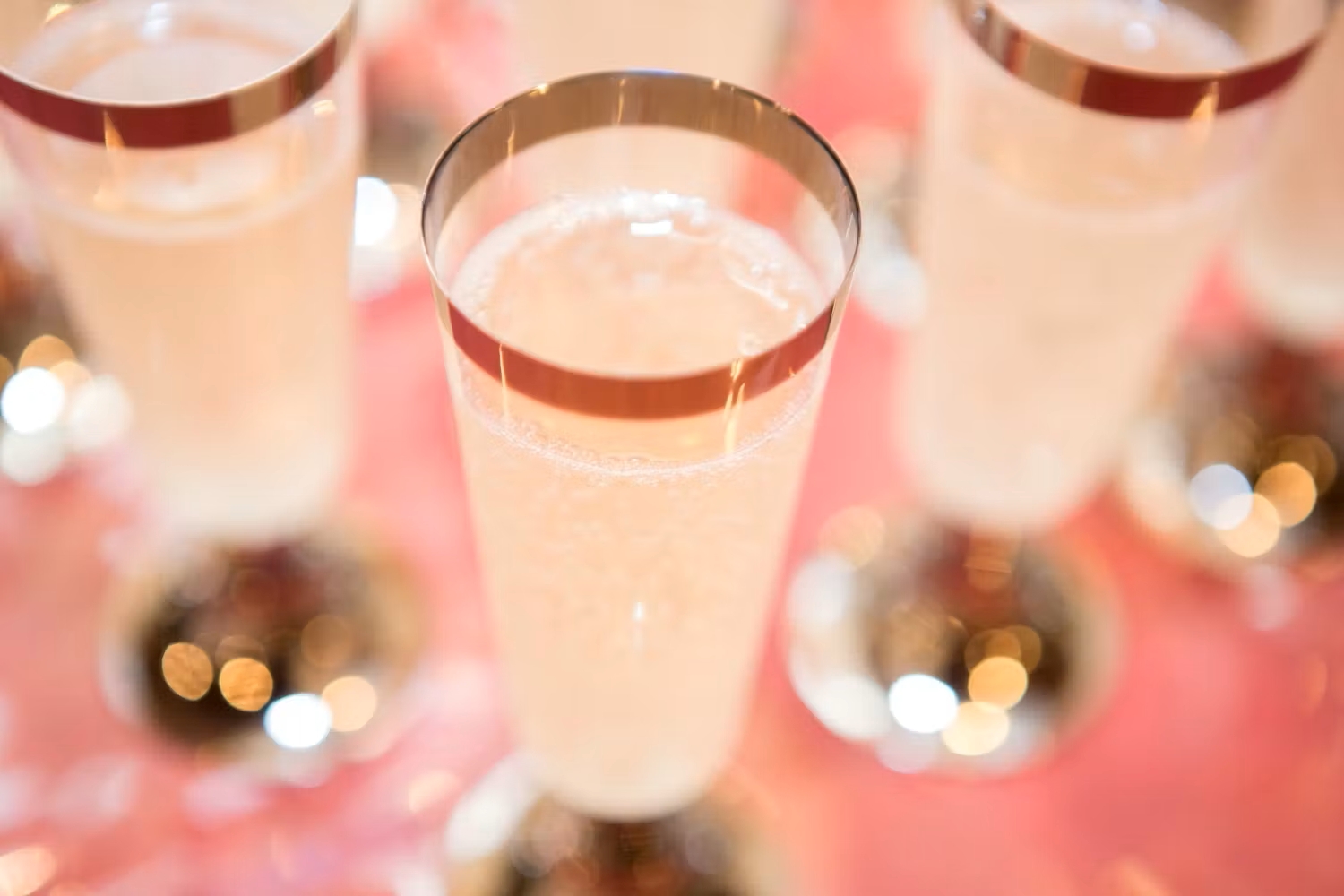 スパークリングワイン アップ