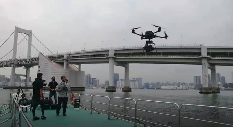 船上からドローン撮影で収録しました。