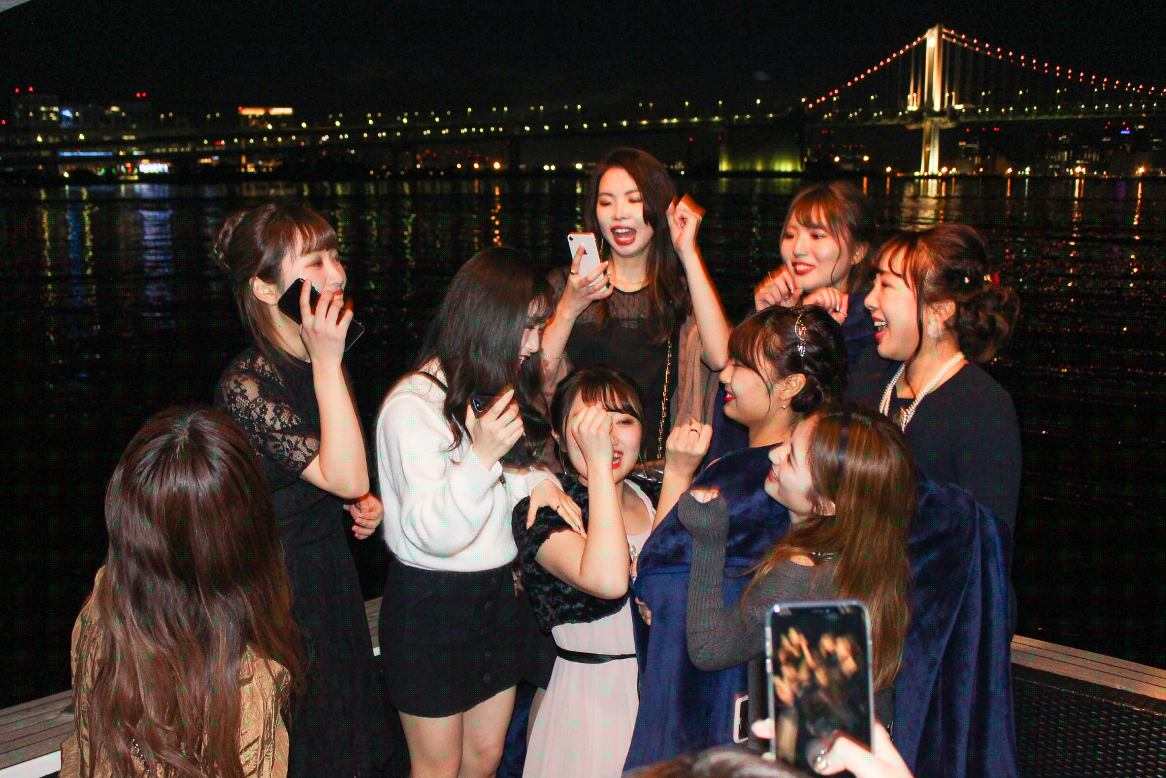 デッキでダンス