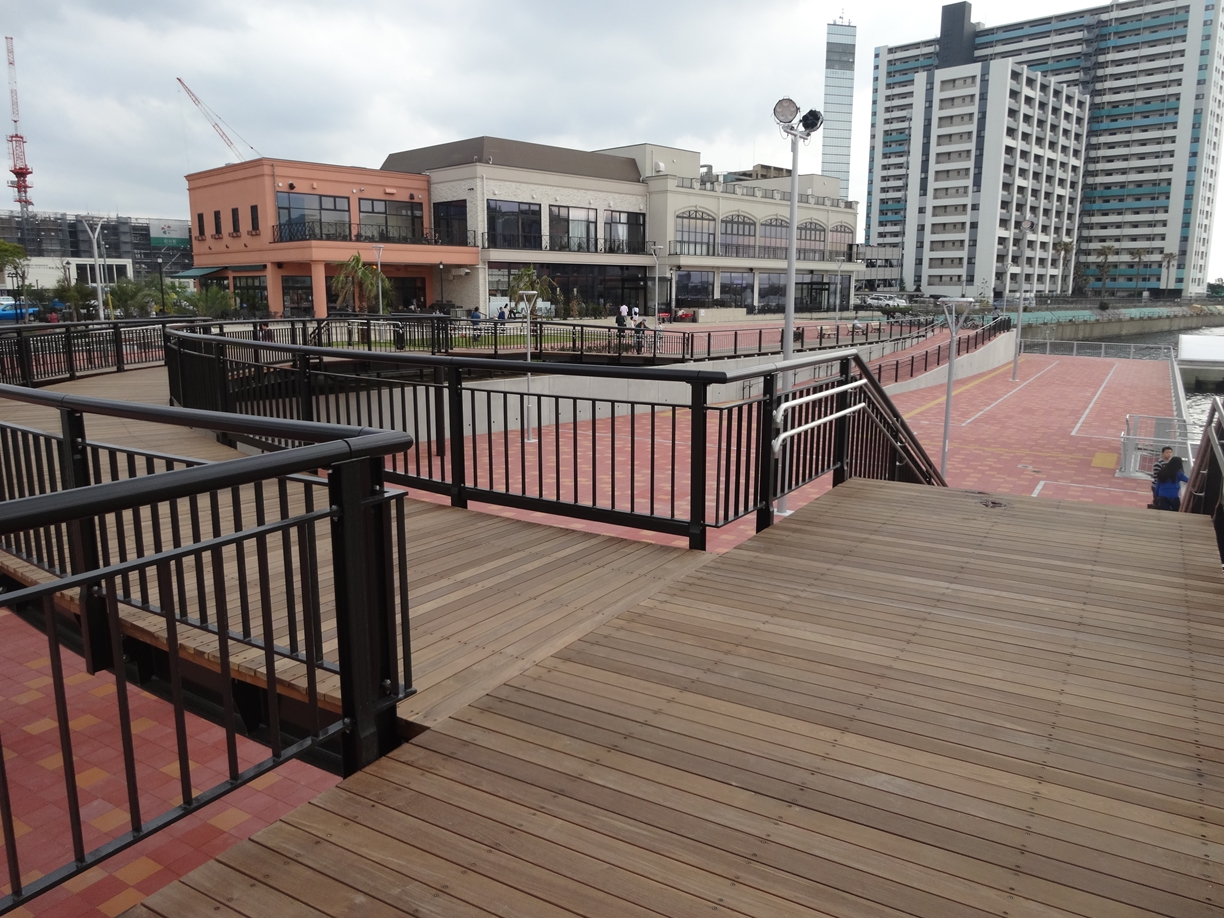 千葉みなと桟橋周辺施設