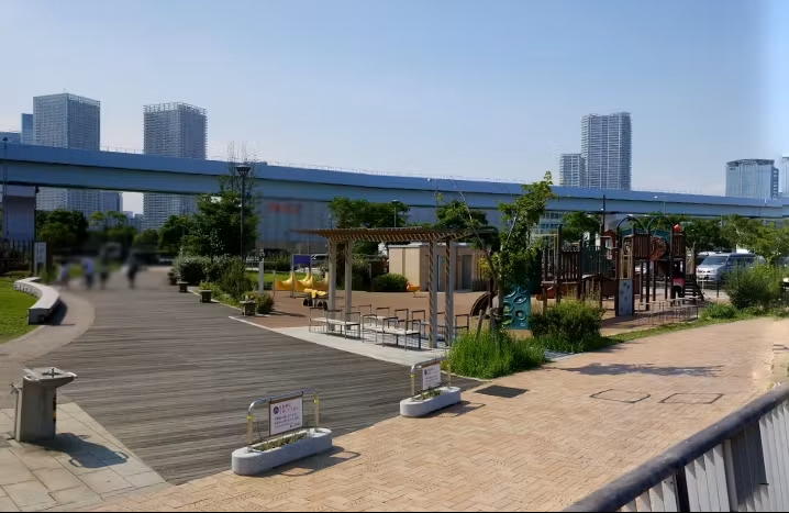 豊洲6丁目第二公園　園内