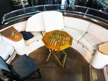 ヘレナ号デッキ