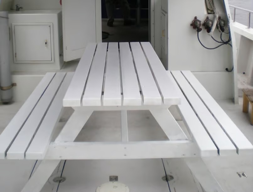 ヤマト号デッキ