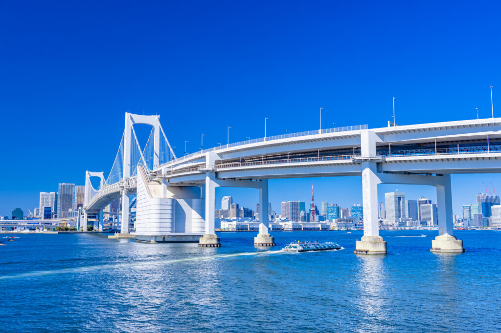 昼の東京 お台場 レインボーブリッジ