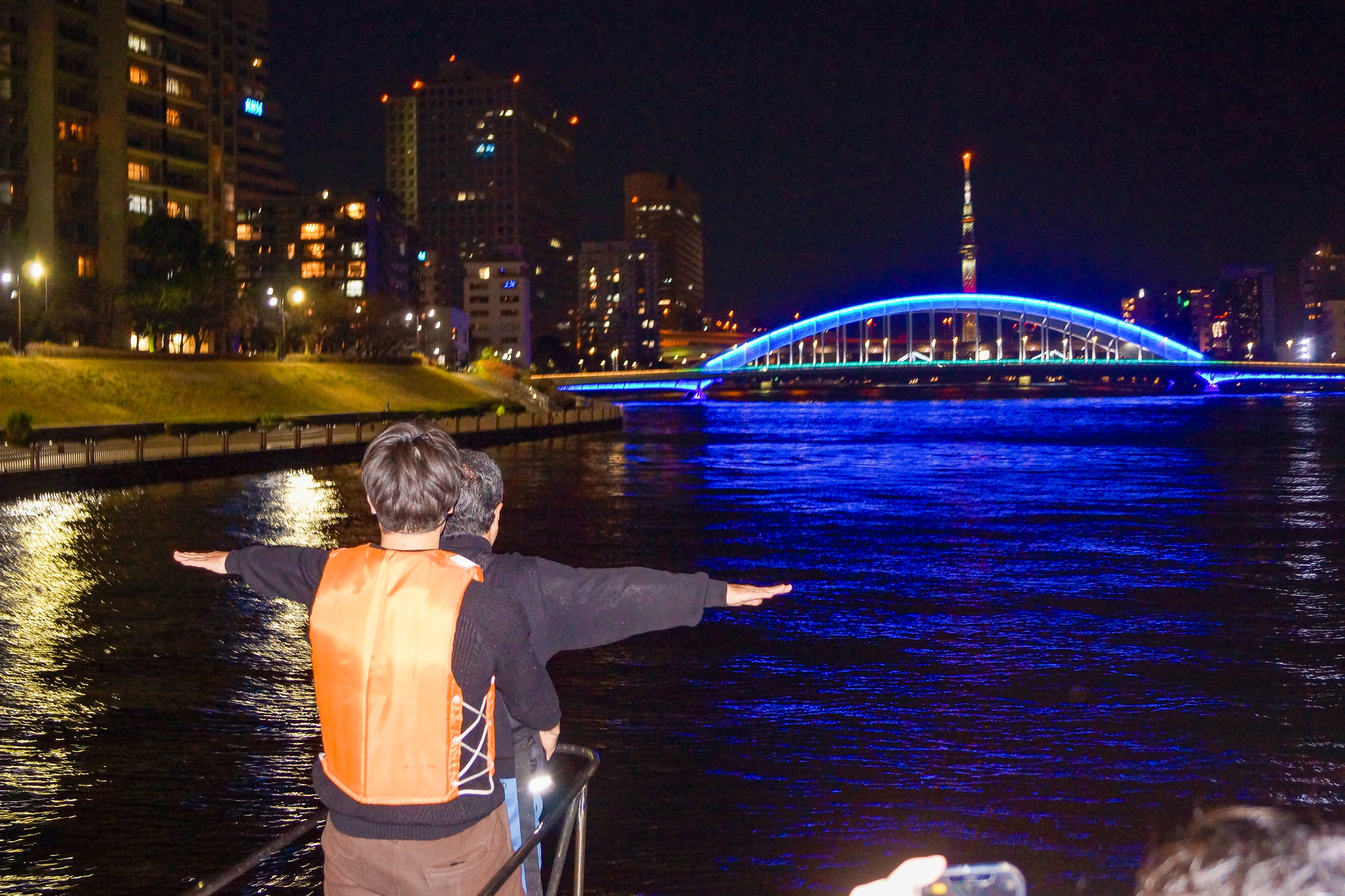 タイタニックポーズ