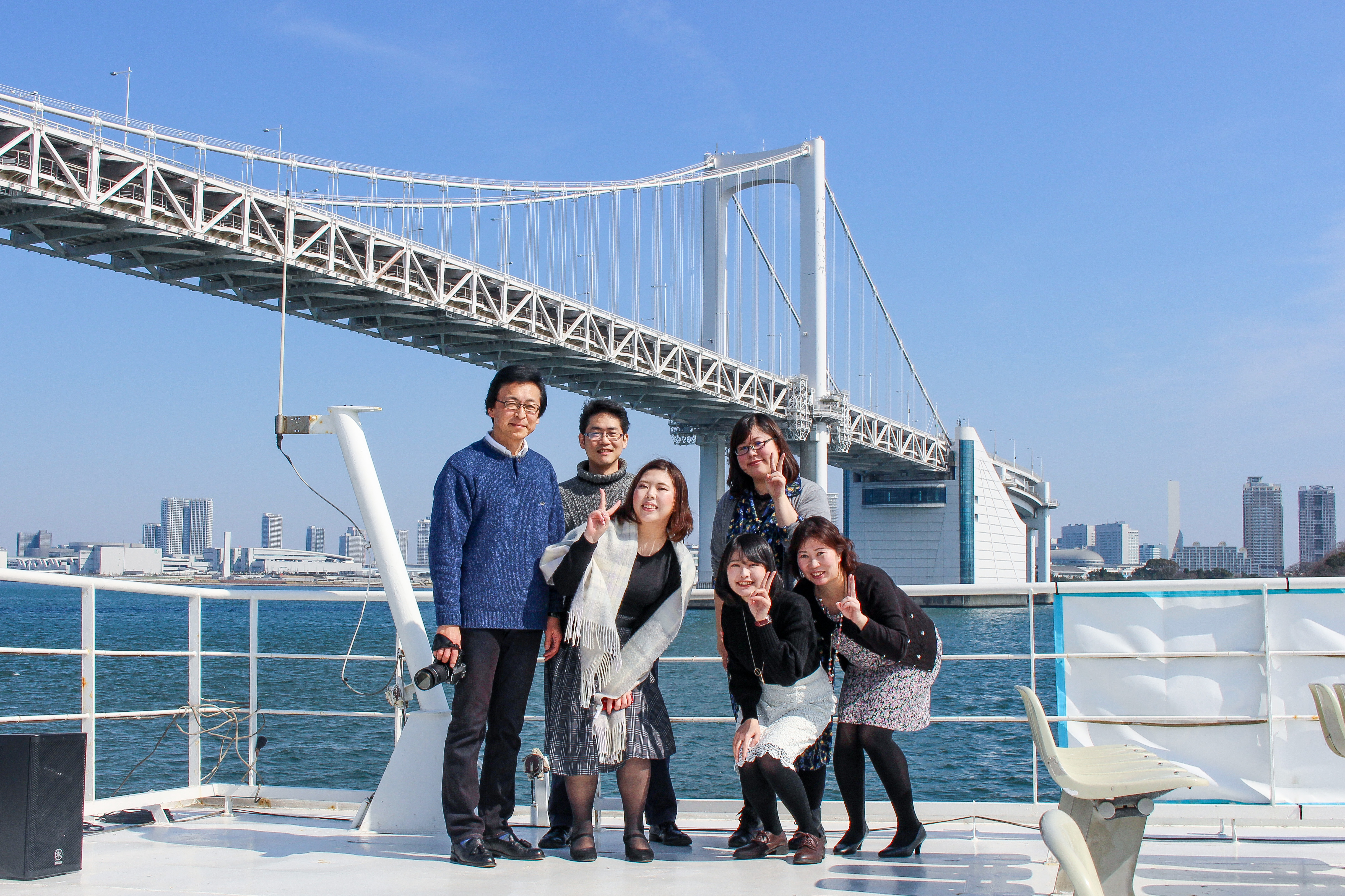 デッキで記念撮影