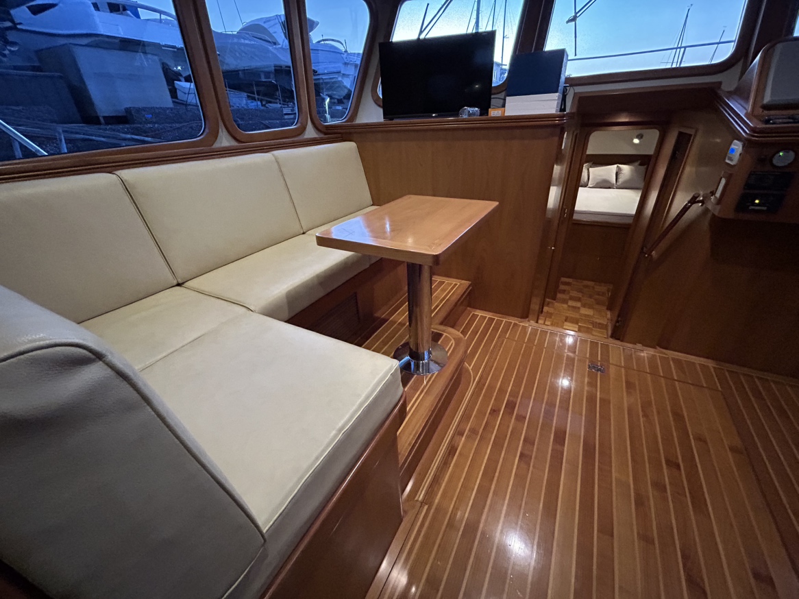 アズーリ号船室フロア