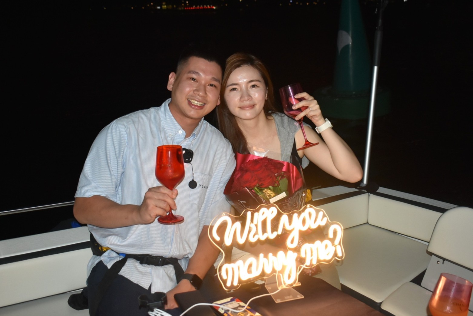 【東京湾プロポーズ】シーストーリー号で叶えるサプライズ!絶景の夕暮れと夜景クルージング🌹